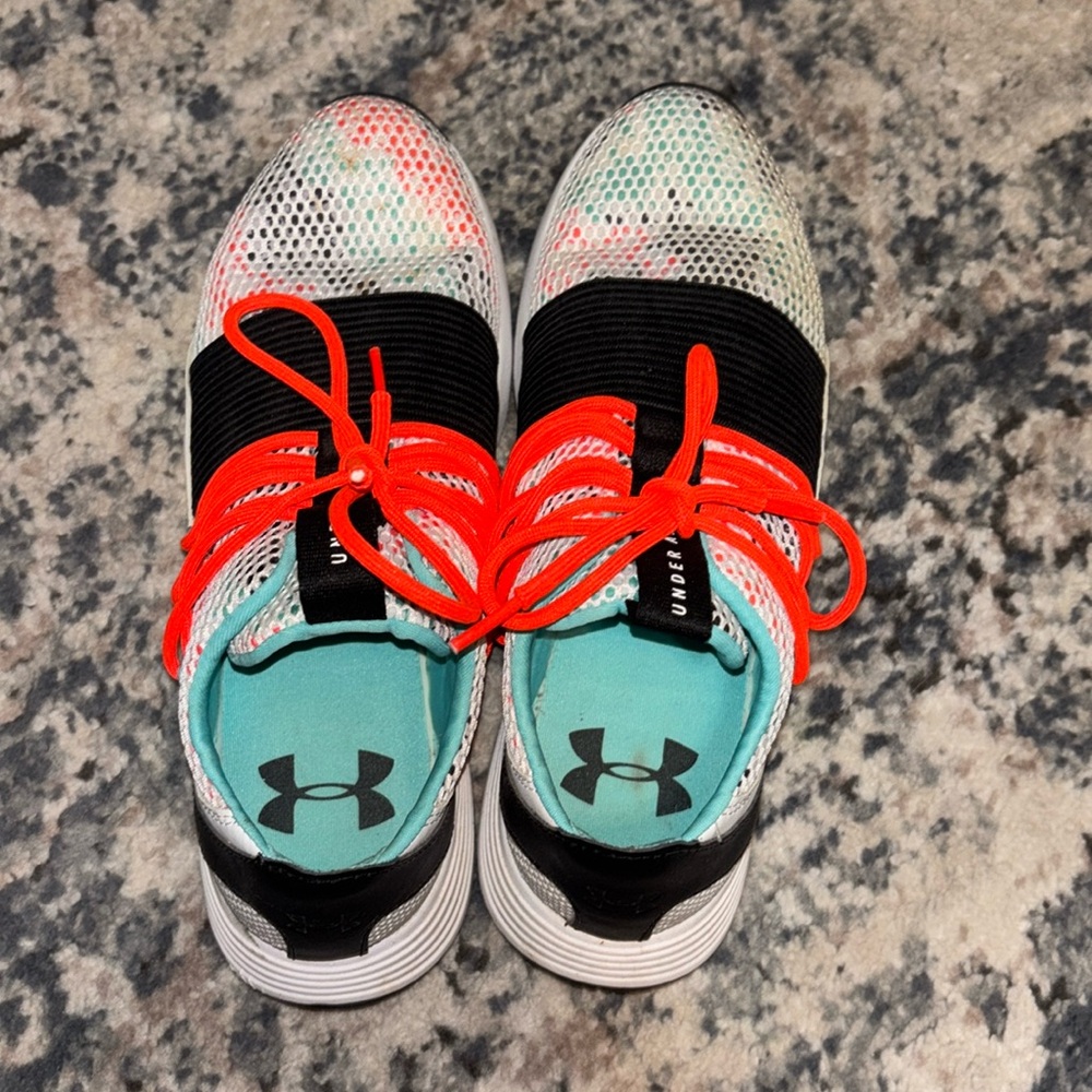 Under armour shoes size 7 women’s